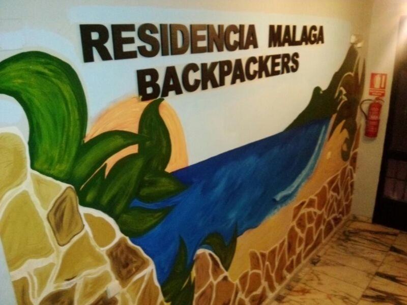Residencia Malaga Backpackers Hostel Exterior photo
